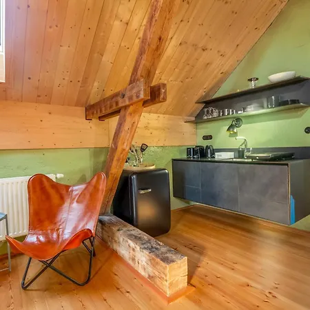 100 Und 10 - 4 Stilvolle City-apartments Клагенфурте