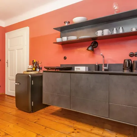 100 Und 10 - 4 Stilvolle City-apartments