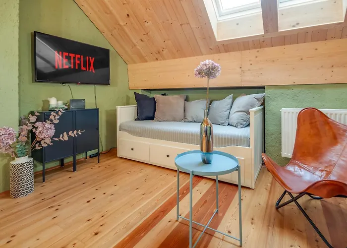 Villa 100 Und 10 - 4 Stilvolle City-apartments