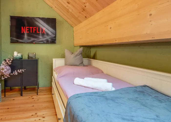 Villa 100 Und 10 - 4 Stilvolle City-apartments *