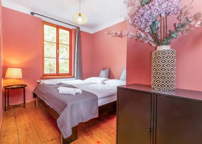 Villa 100 Und 10 - 4 Stilvolle City-apartments *