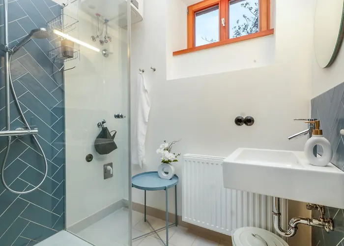 100 Und 10 - 4 Stilvolle City-apartments Villa Klagenfurt am Woerthersee