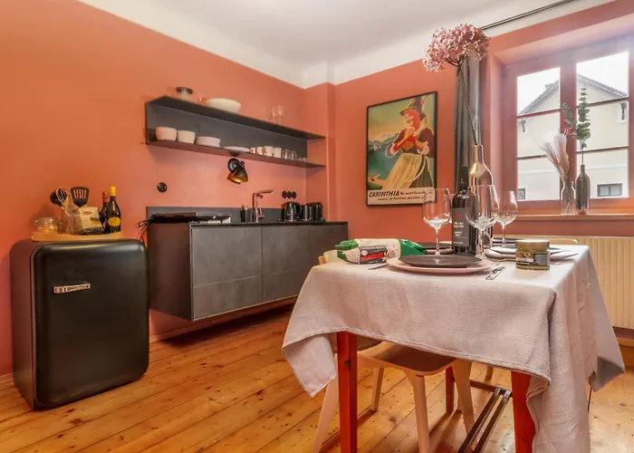 100 Und 10 - 4 Stilvolle City-apartments *